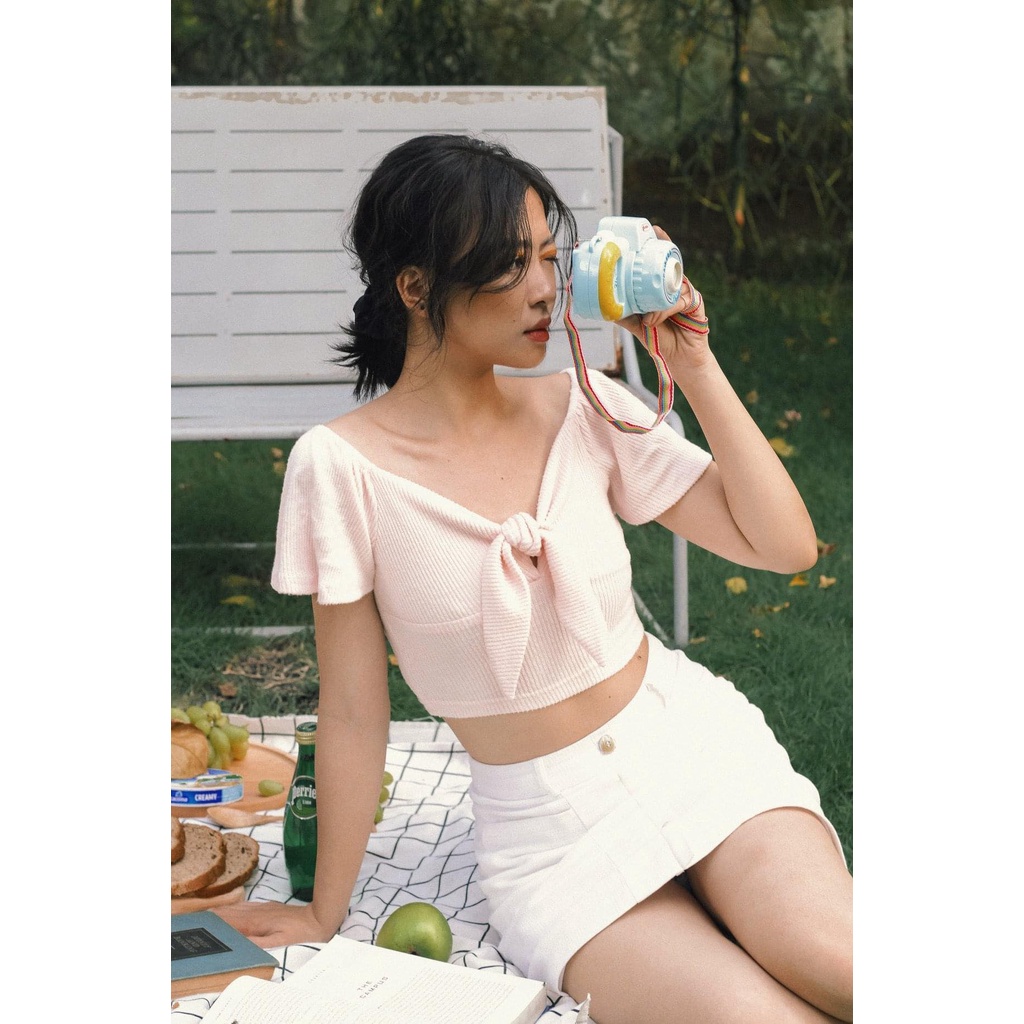 Áo croptop kiểu cột nơ, màu hồng baby @gagobrand