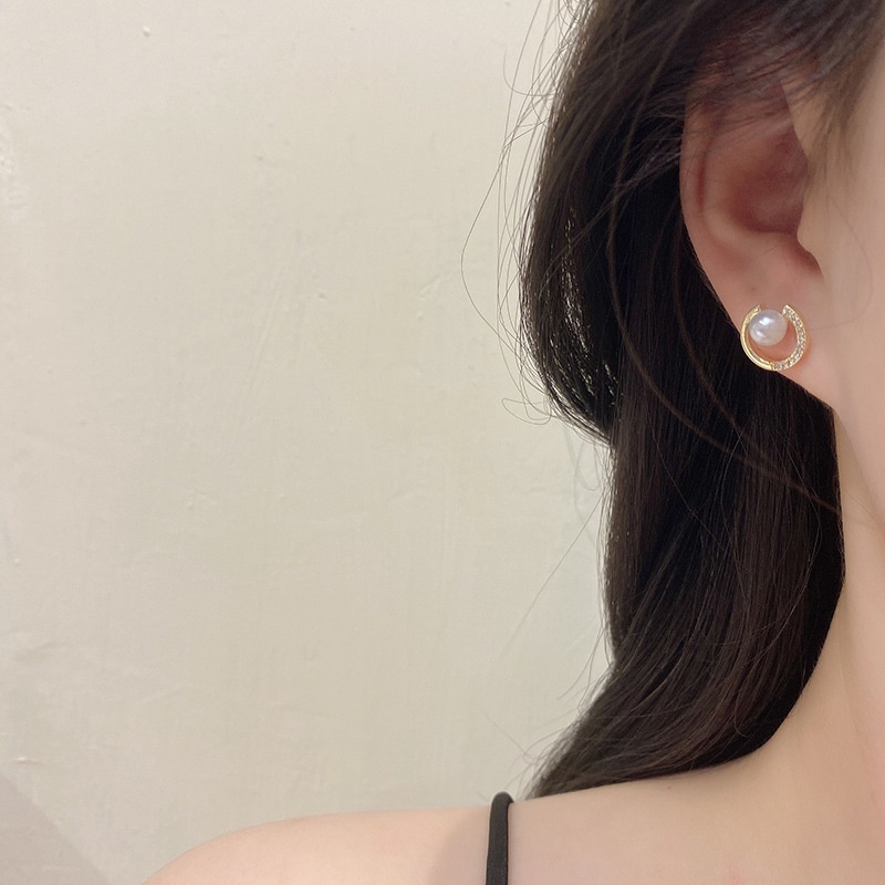 Bông tai nữ chuôi bạc 925 Eleanor Accessories viền hở ngọc trai nhân tạo phụ kiện trang sức 2536