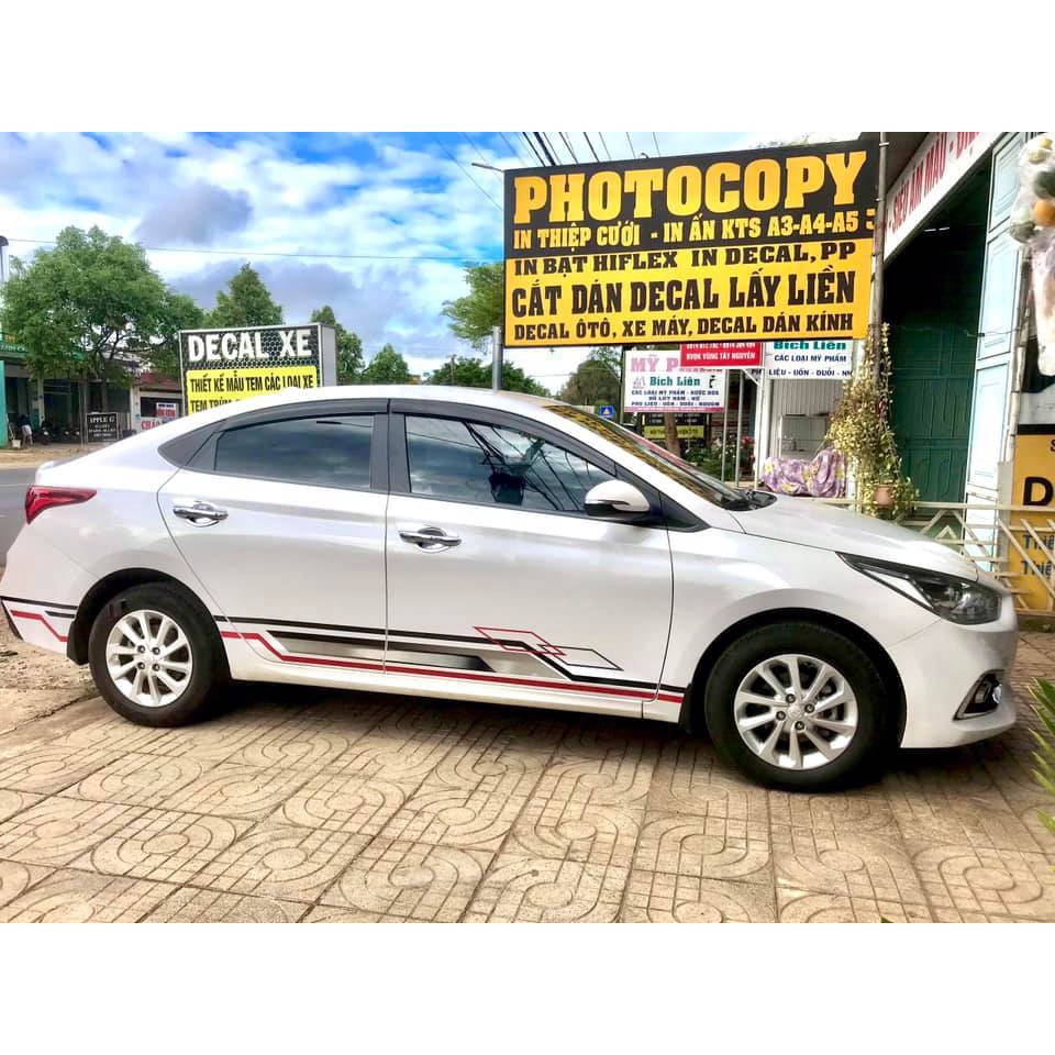 Tem Dán Xe oto sedan Thể Thao Mẫu Mới