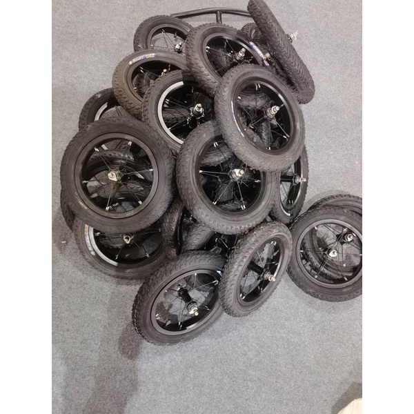 Bánh hơi xe thăng bằng, xe đạp