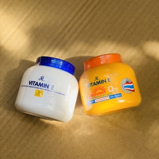 Chống nắng vitamin e + dưỡng vitamin e aron thái lan 200gram