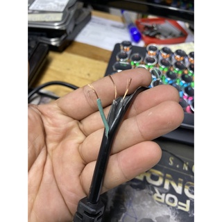 Dây nguồn laptop 2 chấu dùng được cho tất cả các loại sạc laptop