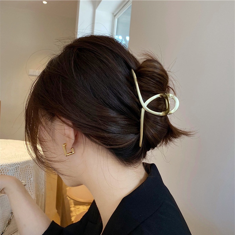 Kẹp Tóc Kim Loại Nhám Màu Vàng Hình Cá Mập Phong Cách Hàn Quốc Đơn Giản Thời Trang