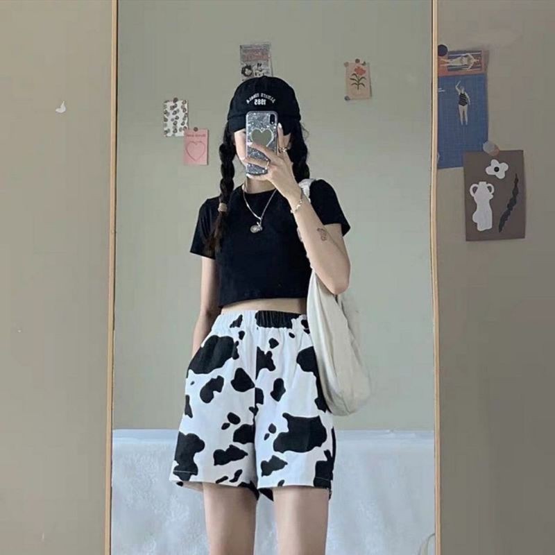 [Mã FAMAYWA giảm 10K đơn 50K] Quần đùi LITTLE COW thun siêu mát - Short in hình bò sữa đen/ trắng cực cool