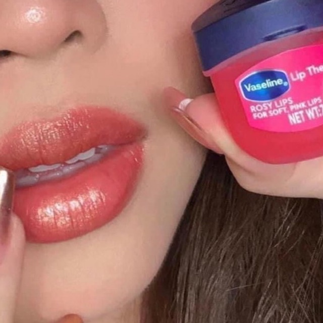 SÁP DƯỠNG MÔI VASELINE ROSY LIPS THERAPHY