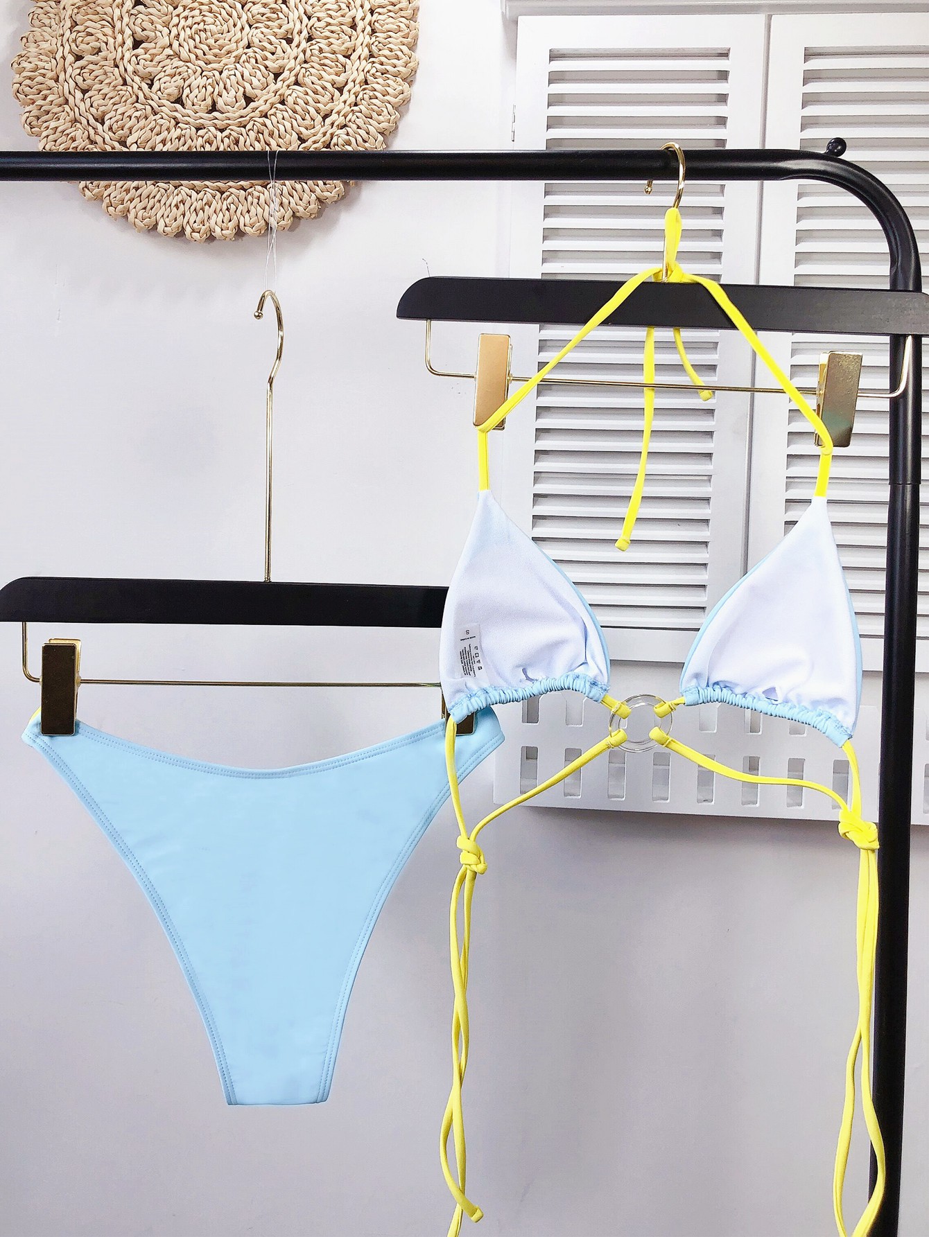 Bikini Màu Hồng / Xanh Thiết Kế Dây Đan Chéo Ngực Quyến Rũ | BigBuy360 - bigbuy360.vn