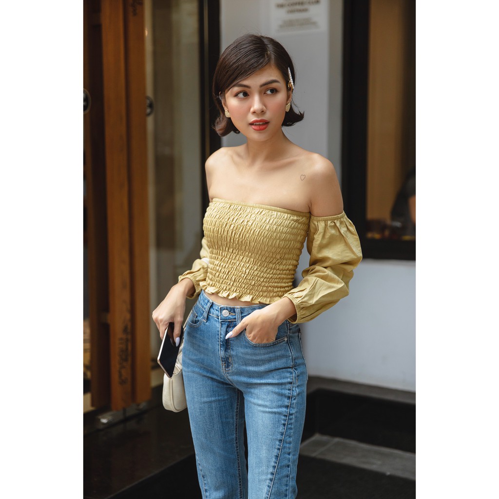 Áo thun chỉ có tay