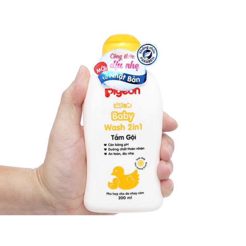 Sữa Tắm Gội Toàn Thân Cho Bé Pigeon Baby Wash 2in1 700ml /200ml