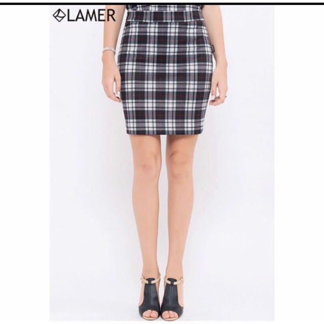 Váy ôm kẻ Cảo LAMER
