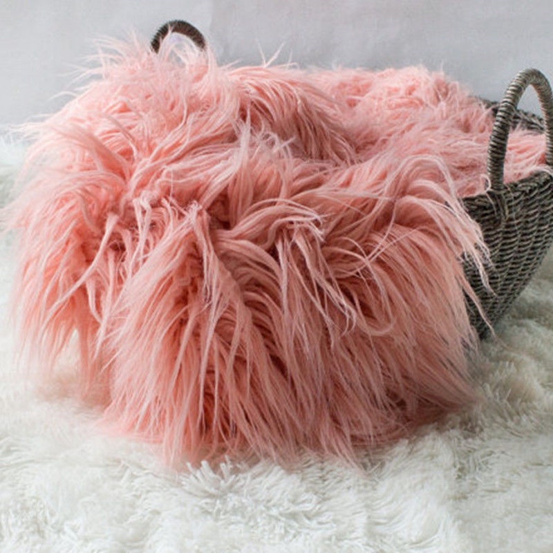 Chăn Lông Làm Phông Nền Chụp Ảnh Cho Bé