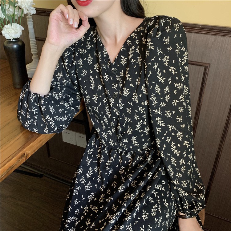 Váy trắng ulzzang Cổ V Hoa Cỏ Babydoll dài tay , Đầm Nữ Dự Tiếc dáng dài (video/ảnh thật/sẵn) | BigBuy360 - bigbuy360.vn