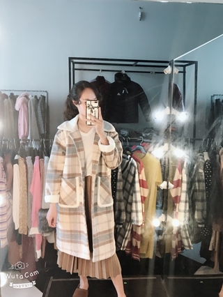 Áo dạ dáng dài cổ lông