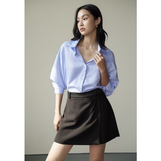 Áo sơ mi kẻ basic