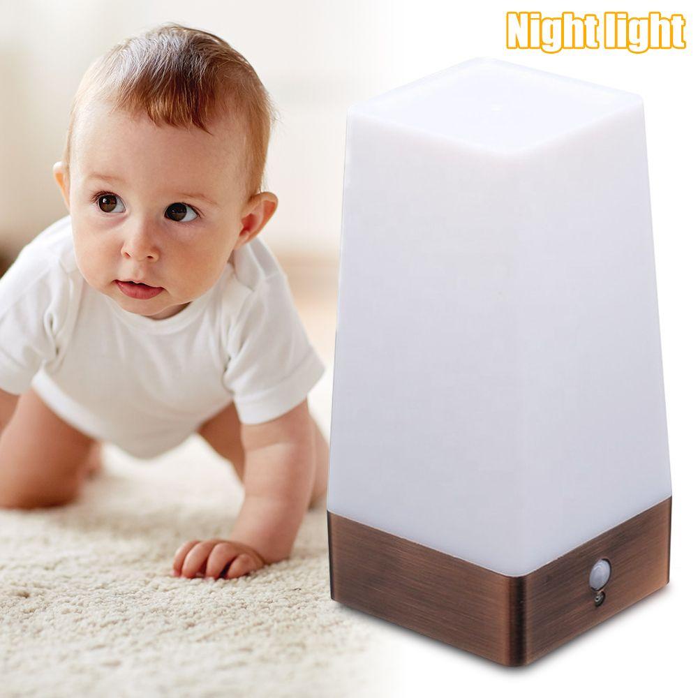 Đèn Ngủ Ấm Áp Không Dây Sử Dụng Pin PIR