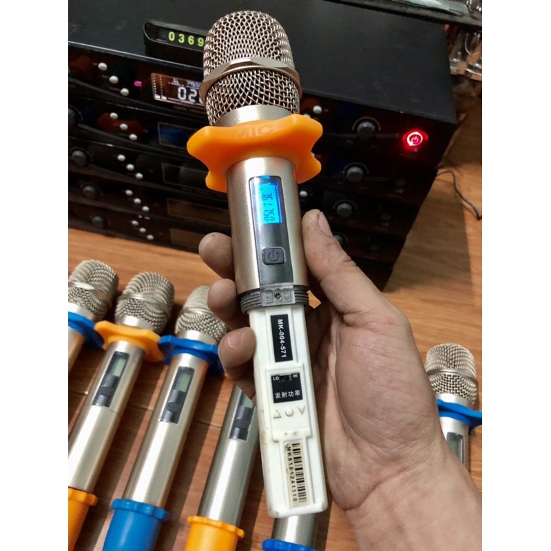 Micro không dây bãi đài loan