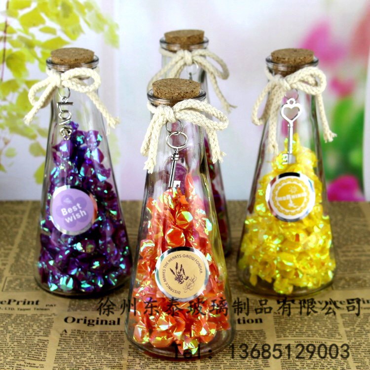 Chai thuỷ tinh tam giác nút gỗ - Chai nón đựng sữa dung tích 350ml - DaiSy Decor