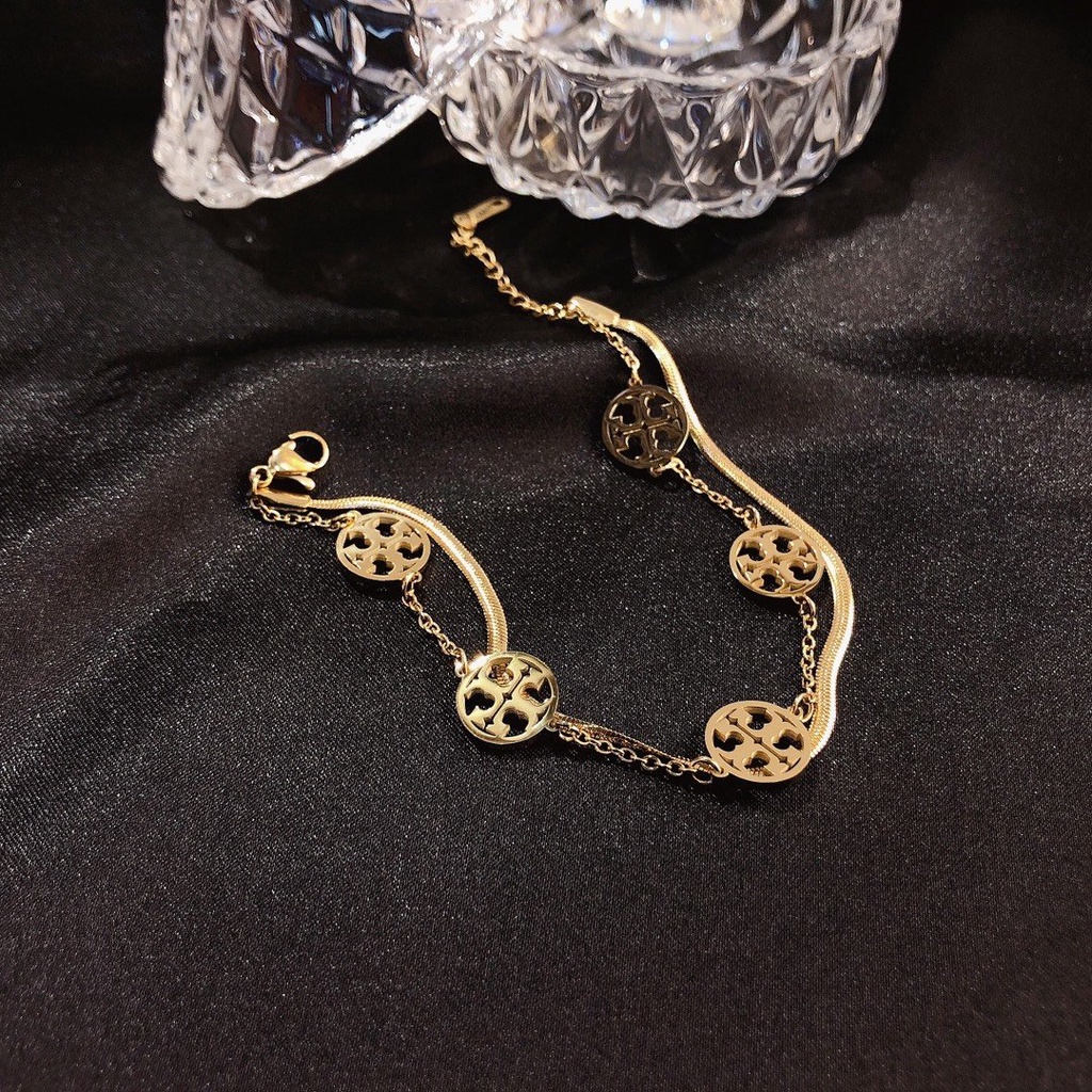 TORY BURCH Vòng Tay Thép Titan Mặt Khắc Chữ Phong Cách Sang Trọng Dành Cho Nam Và Nữ