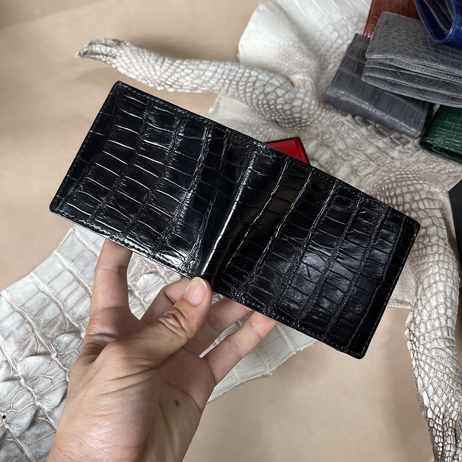 Bóp Ví Nam 2 Mặt Da Cá Sấu Thật Phần Da Bụng Trơn Màu Nâu Đen ST69 Tặng Kèm Hộp Và Móc Khóa Cá Sấu Bảo Hành Da 24 Tháng