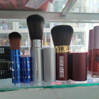 Cọ phấn phủ má hồng có nắp đậy siêu mềm mịn có 3 sai