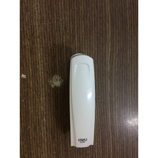 Máy Bấm kim 10 Deli 0238