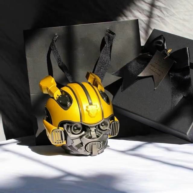 Loa Bluetooth Bumblebee Đầu Robot Mắt Có Đèn Led Nghe Nhạc Decor Cực Chill