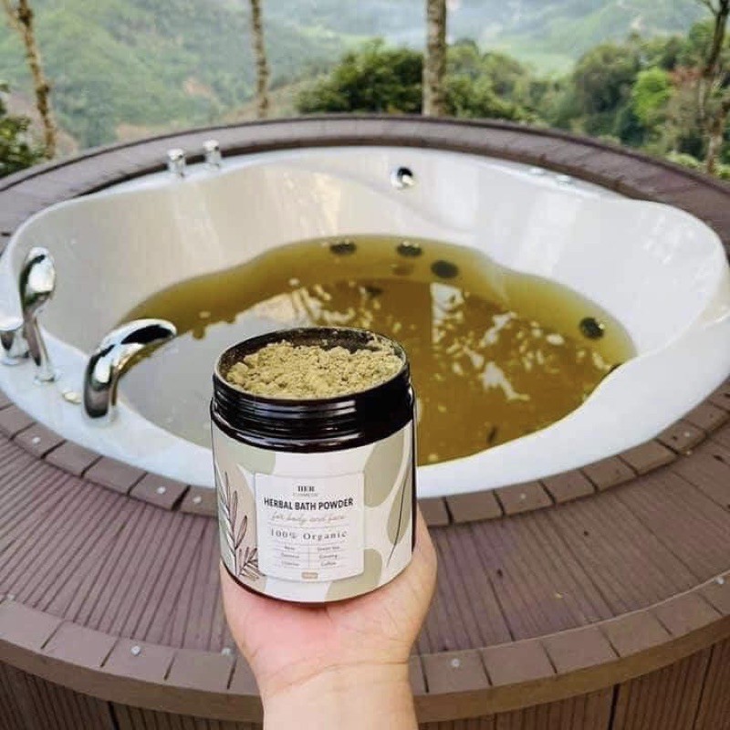 Bột tắm dưỡng trắng Herbal Bath Power 300gr - Julii Beauty phân phối chính hãng
