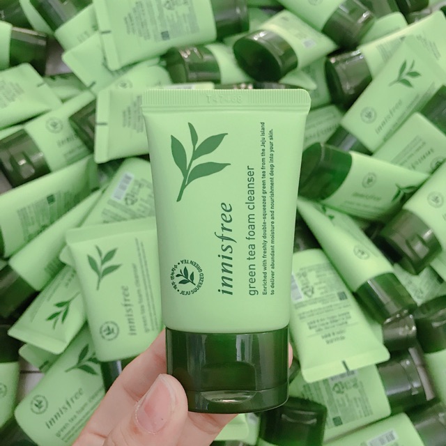 🌿Sữa rửa mặt Innisfree Green Tea Cleansing Foam🌿
