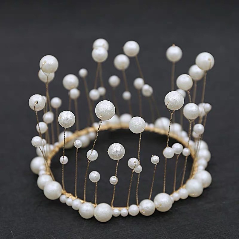 Phụ kiện trang trí bánh kem hình vương miện đính ngọc trai lãng mạn