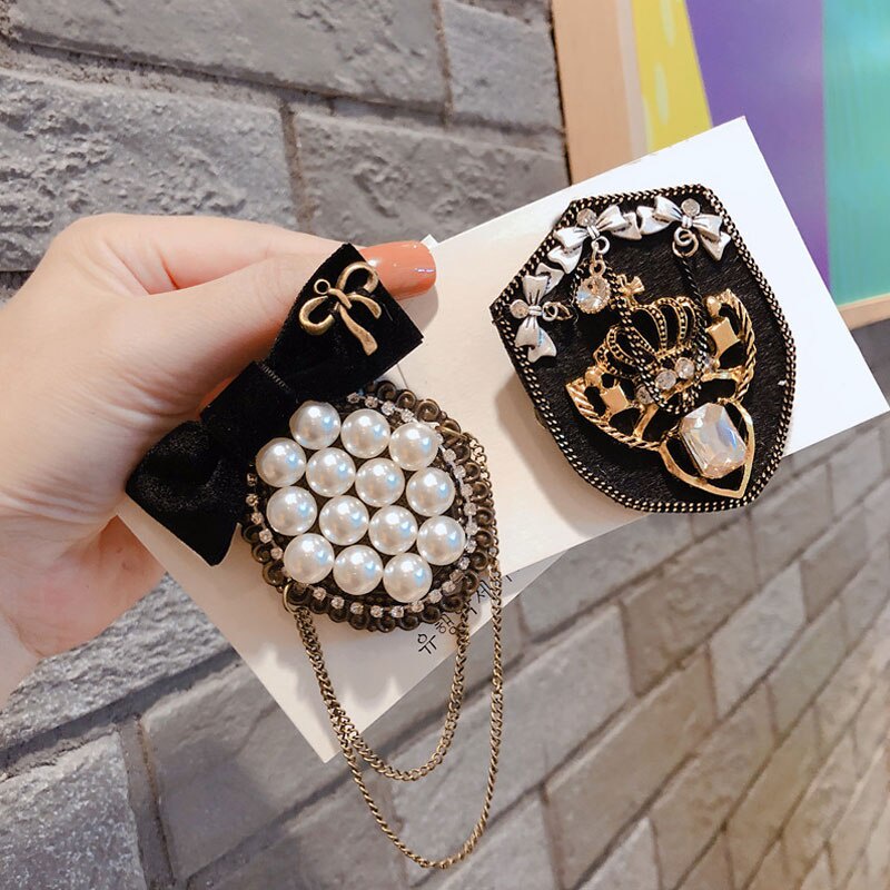 Ghim cài áo hình bông hoa đính ngọc trai giả sang trọng cho nữ