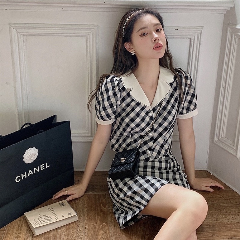 Set áo và chân váy kẻ caro đen trắng cực đẹp
