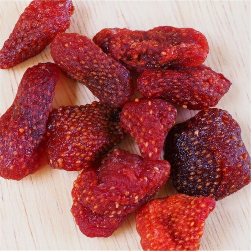 hủ PET- 250gr dâu tây sấy dẻo Đà Lạt