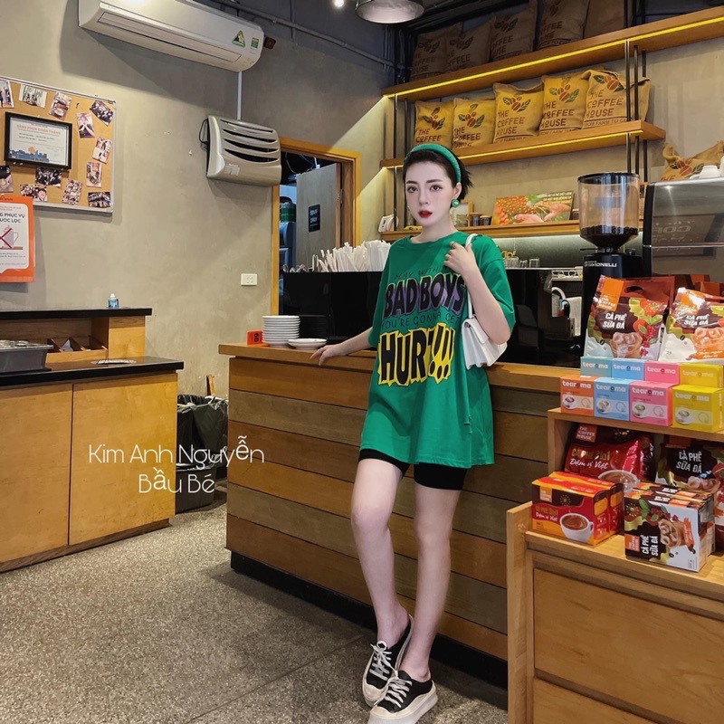 Set áo phông xanh in chữ thụng rộng mix quần legging đùi màu xanh két