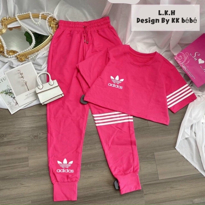 Set bộ thể thao 3 sọc cho bé