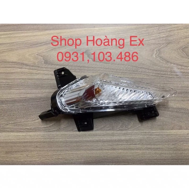 Xi nhan trước xe Exciter 150