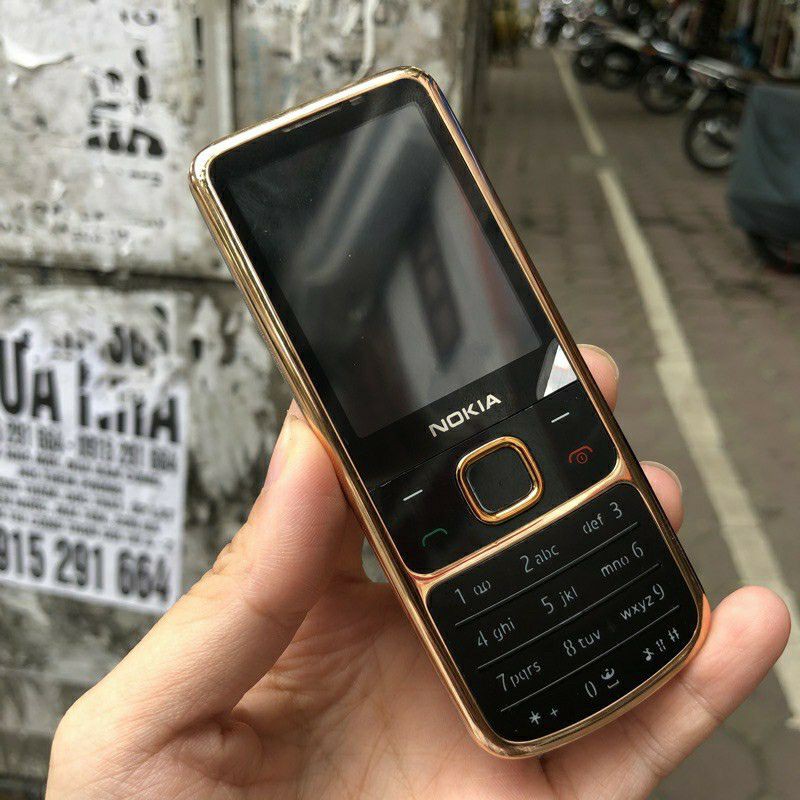 Điện thoại nokia 6700 rose golld