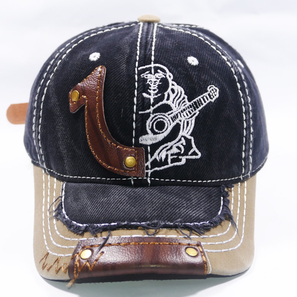 Nón kết ông địa True Religion loại xịn thêu một nữa - Chất liệu vải Jeans cao cấp, vá da trước kết tạo nên sự đẳng cấp