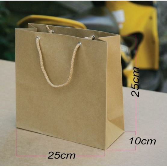 10 túi giấy Kraft vuông mẫu 4 đựng quần áo giày dép size 25x25x10 cm