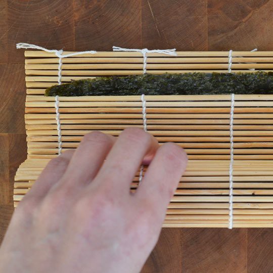 Mành tre cuộn Kimbap