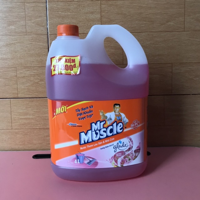 Nước Thơm Lau Nhà Diệt 99,9% Vi Khuẩn Mr Muscle Glade Hương Cỏ Hoa 4L(hàng chuẩn thơm lâu)