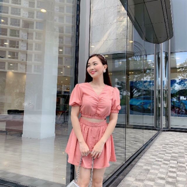Sét áo croptop tay phồng váy xòe