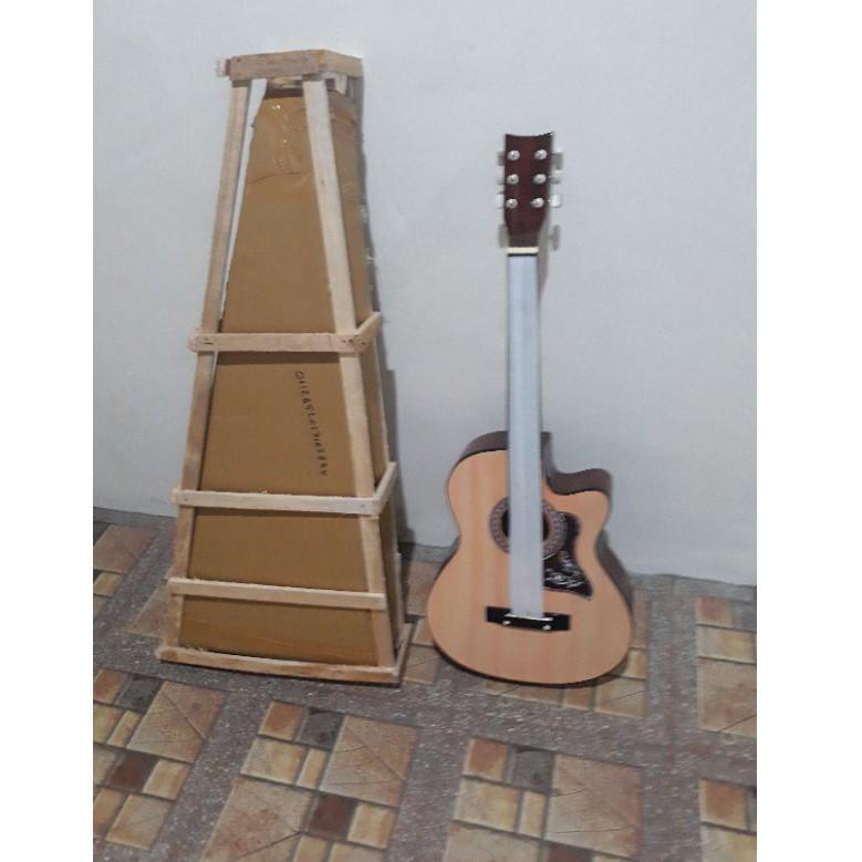 Đàn Guitar Acoustic bằng gỗ YER.25Ag21D