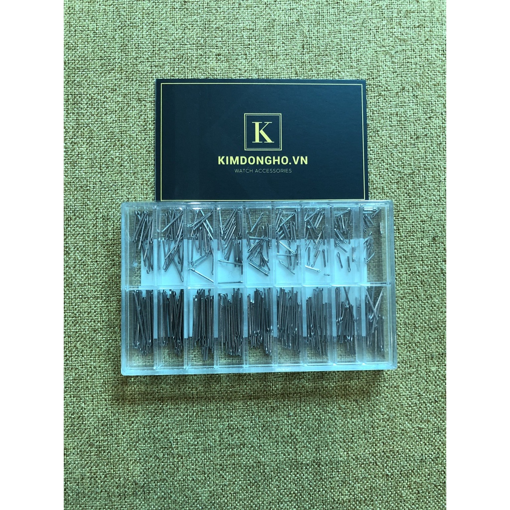 Chốt chẻ gắn các mắt dây đồng hồ bằng kim loại