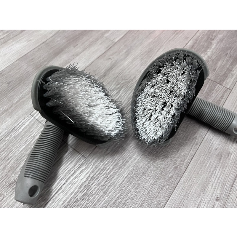 Chổi Cọ Rửa Lốp Xe Chuyên Dụng.