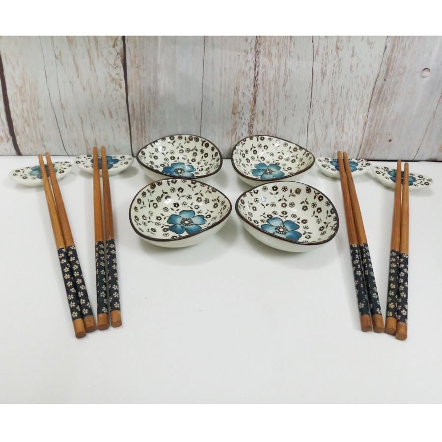 Bộ 4 bát chấm sứ + đũa
