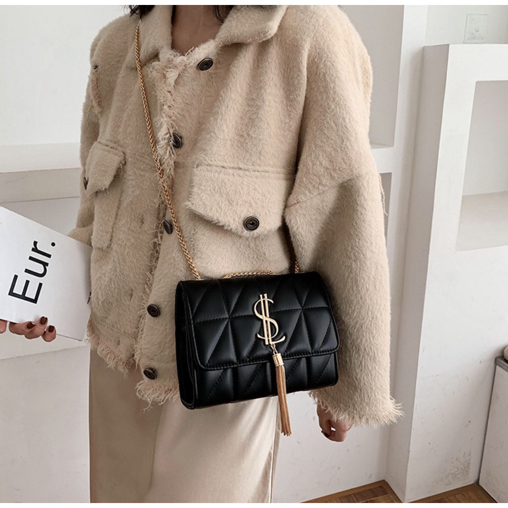 Túi xách nữ màu đen size 20 cực xinh trendy 2023