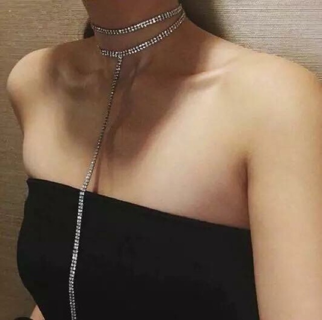 150k, Choker đá dây dài