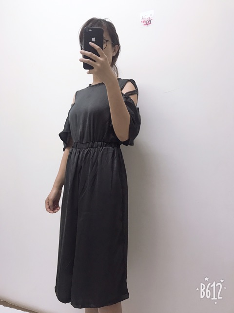 Jum / jumpsuit Đồ bay lửng hở vai ống rộng