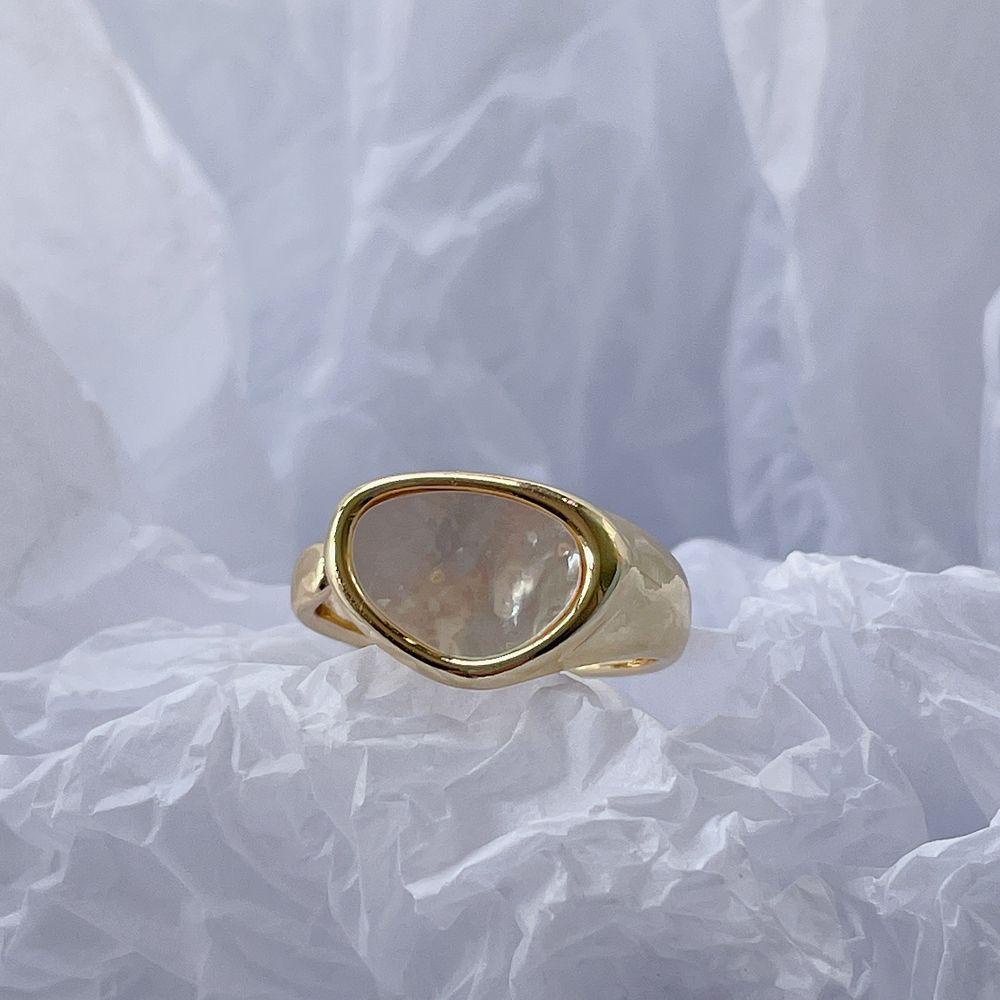 Nhẫn Hở 2 Lớp Bằng Kim Loại Dầu Khô Thanh Lịch Làm Quà Tặng Cho Bạn Gái