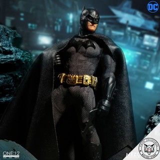 [Order báo giá] Mô hình chính hãng Mezco: Batman Sovereign Knight