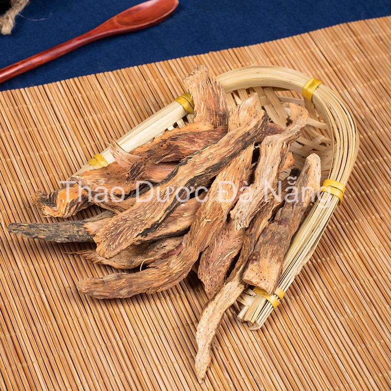 Thiên Niên Kiện lát mỏng vàng đẹp 100 gram.